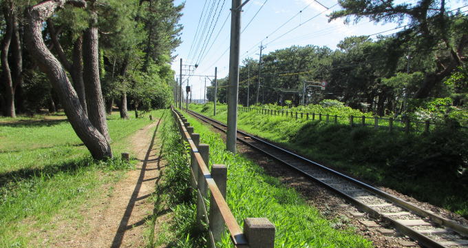 緑地公園内の渥美線’（線路）