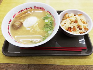 玉子入ラーメン+五目ごはん