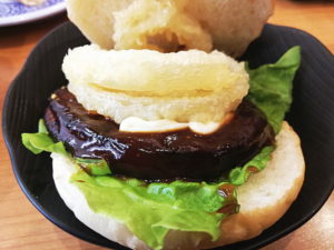 くらバーガー（フィッシュ）くら寿司
