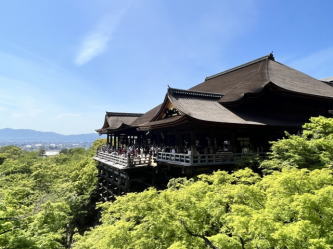 清水寺（千手観音を祀る）