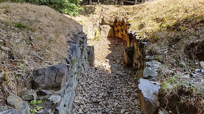 岩崎城の古墳（6世紀ころ）